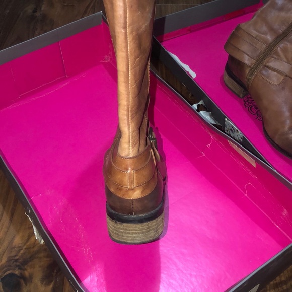 Vinca Camuto Western Brown Boots - Picture 2 of 6